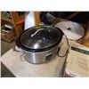 Image 3 : COLEMAN CAMP STOVE AND SLOW COOKER