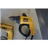 Image 2 : 2 DEWALT DRILLS 1/2 INCH AND 3/8 INCH - TESTED WORKING