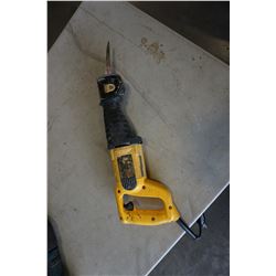 DEWALT RECIPROCATING SAW - TESTED WORKING