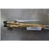 Image 2 : 3FT VICTOR TORCH