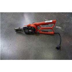BLACK AND DECKER ALLIGATOR 4 INCH CHAIN SAW - TESTED AND WORKING