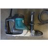 Image 3 : MAKITA CONCRETE HAMMER DRILL 1-9/16 INCHES MODEL HR4002 W/ BIT - TESTED AND WORKING