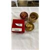 Image 1 : 4 TRAYS OF GOLD TONE JEWELLERY, DISHES, ETC