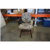 Image 2 : VINTAGE WOOD CHAIR
