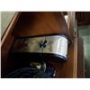 Image 2 : DECORATIVE ITEMS, WINE BOTTLE CASE, TISSUE HOLDER, ETC