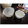 Image 3 : LOT OF PYREX MIXING BOWLS