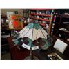 Image 2 : LARGE LEADED GLASS TABLE LAMP W/ ORNATE BRASS BASE