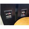 Image 3 : PAIR OF SOUNDSTANGE FLOOR SPEAKERS