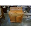 Image 1 : VITNAGE PINE WASH STAND