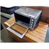 Image 3 : KITCHEN AID STAINLESS CONVECTION TOASTER OVEN