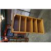 Image 1 : OAK 5 FOOT BOOKSHELF
