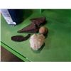 Image 3 : Can of metal arrowheads and semiprecious stone