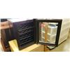 Image 3 : Igloo 12 bottle wine cooler
