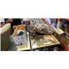 Image 1 : LOT OF KITCHEN ITEMS, THROW PILLOWS AND PRINT