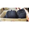 Image 4 : Box of black new zealand wool yarn