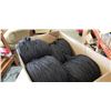 Image 3 : Box of black new zealand wool yarn
