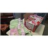 Image 1 : BOX OF LINENS AND QUILTS, AND 2 BAGS OF PILLOWS
