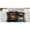 Image 3 : TRAY OF HOTWHEELS AND DIE CAST CARS AND TRUCKS