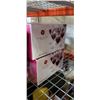Image 3 : 2 BOXES OF NEW WINE GLASSES AND PLATES