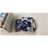 Image 4 : 1989/90 OPEECHEE SET INCLUDES JOE SAKIC, TREVOR LINDON AND 3 OTHER ROOKIE CARDS AND TOPPS NHL CARD S