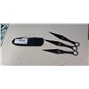Image 1 : 3 NEW THROWING KNIVES