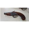 Image 2 : 2 DECORATIVE FLINTLOCK PISTOLS