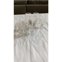 LOT OF CRYSTAL GLASSES