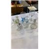 Image 3 : SHELF LOT OF COLLECTABLES AND GLASSWARE