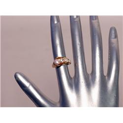 Jewelry: 14K Gold and Pearl Ring