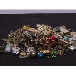 Miscellaneous Lot of Estate Jewelry