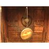Image 2 : 8 DAY 30 HOUR ANTIQUE MANTLE CLOCK W/ KEY