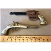 Image 1 : LOT OF 2 TOY HANDGUNS