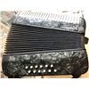 Image 2 : SERENADE ACCORDION