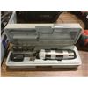 Image 1 : Socket Bit Set
