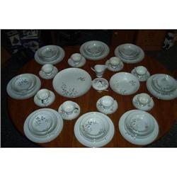 Arlen Fine China "Silver Spray"-8-Piece Place #1108241