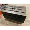 Image 1 : 26" x 18" x 20" Tall Box Table