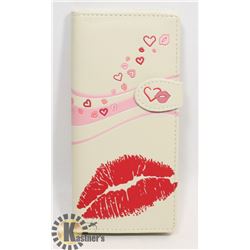 NEW SHAG WEAR WOMENS WALLET