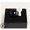 Image 1 : BLACK AND SILVER MENS RING SIZE 11