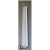 Image 1 : COMMERCIAL ELECTRIC 4' SHOP LIGHT