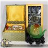 Image 1 : ASIAN DECORATIVE COLLECTIBLES