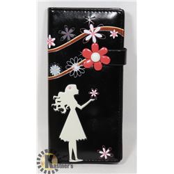 NEW SHAG WEAR WOMENS WALLET