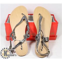 SILVER FLATS, SIZE - 9