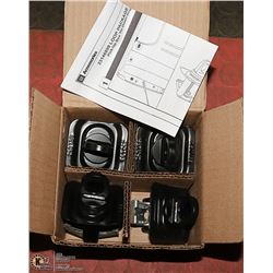 SET  OF GM CARGO TIE DOWNS