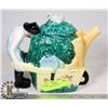 Image 1 : TIRED GARDNER TEAPOT