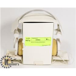 WESC PICK UP HEADPHONES