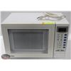 Image 1 : WHITE DANBY MICROWAVE - 700W