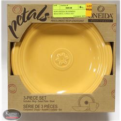 NEW ONEIDA BLOOMING BEAUTIFUL 3-PIECE SET