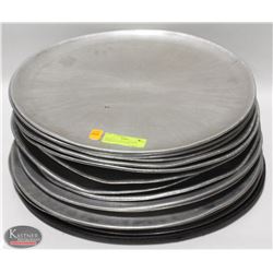GROUP OF 18 ASSORTED SIZED ALUMINUM PIZZA PANS