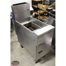 PITCO DUAL-BASKET NATURAL GAS DEEP FRYER