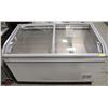 Image 2 : MEGA-TOP LARGE CAPACITY CHEST FREEZER W/ CURVED